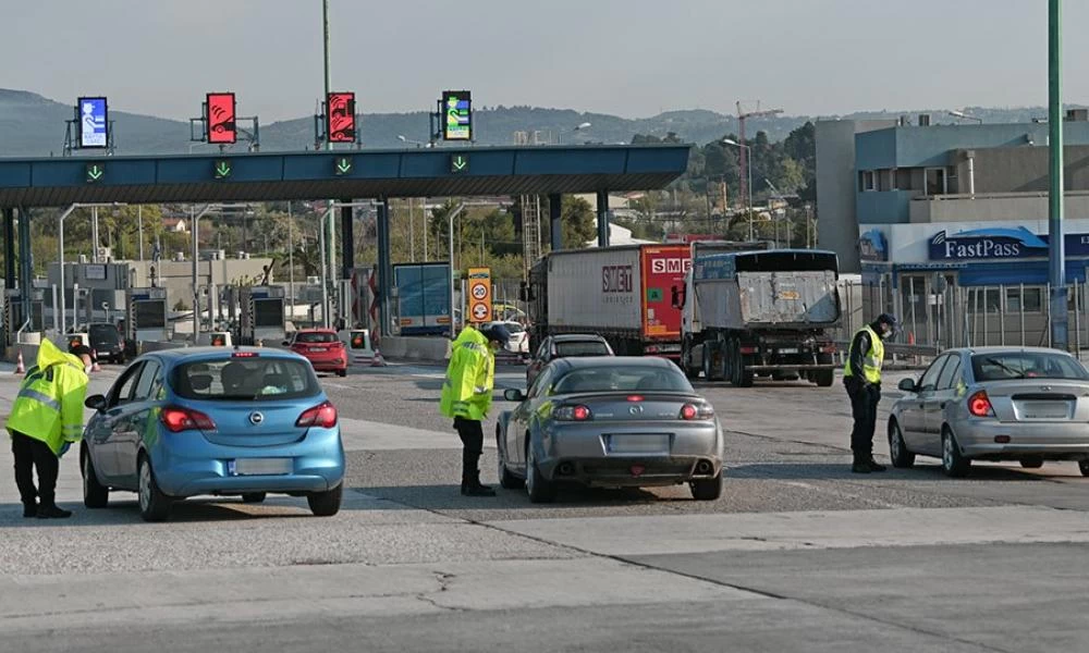 Νέο τραγελαφικό περιστατικό στα διόδια σε έλεγχο της ΕΛ.ΑΣ